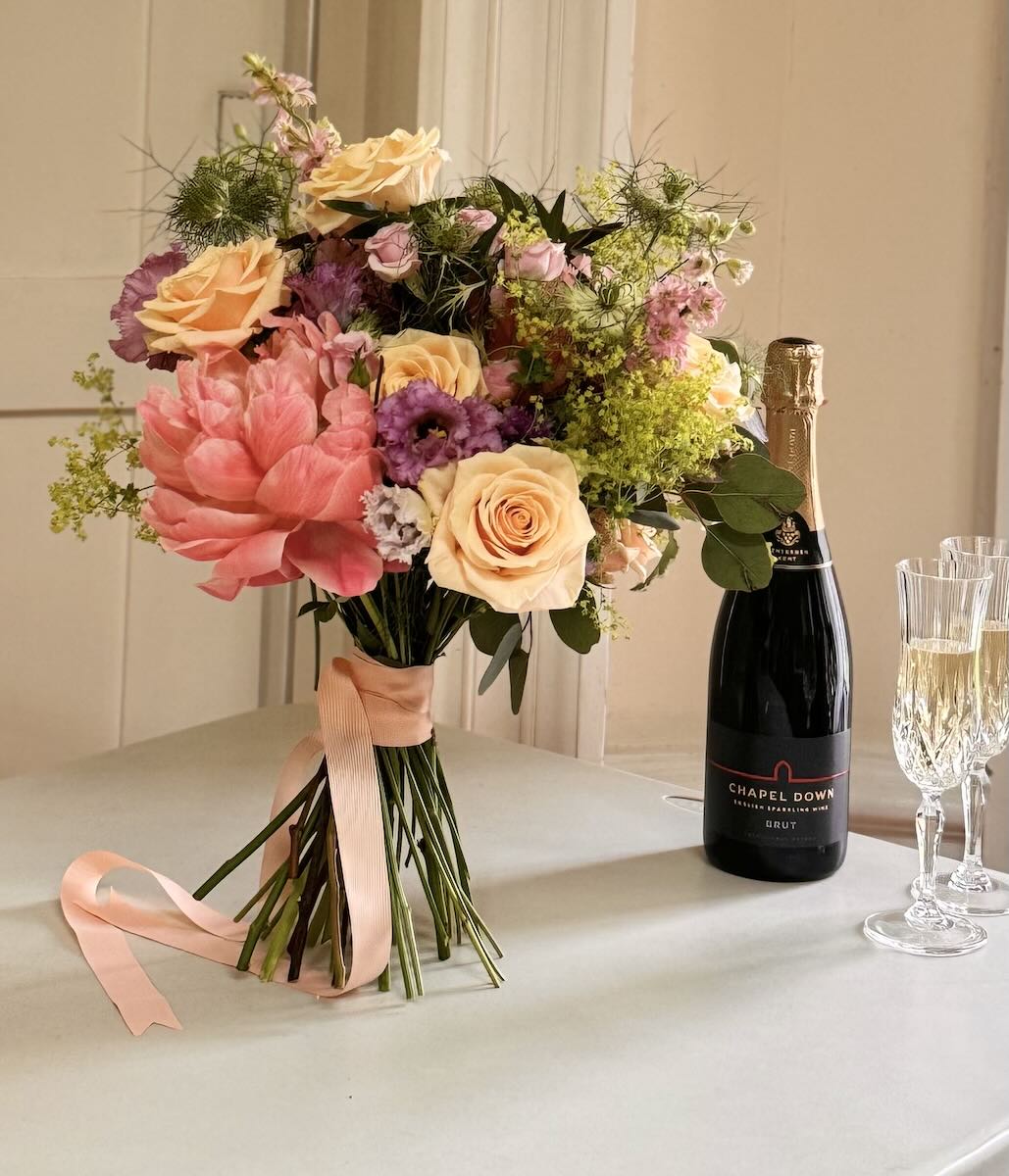 Wedding Flowers - Style: Garden | Colour: Pastel
