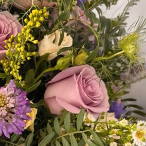 Wedding Flowers - Style: Relaxed | Colour: Pastel